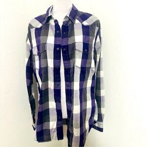 Express Pearl Snap Shirt Large Purple/Gray/Black Plaid Pockets Long Sleeve EUC